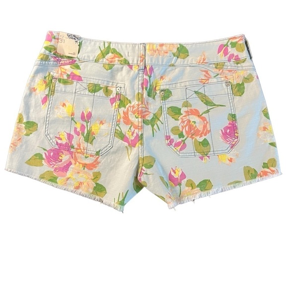 PILCRO ANTHRO FLORAL PATTERN THE WANDERER CUTOFF SHORTS SIZE 31 NWT - Picture 2 of 12